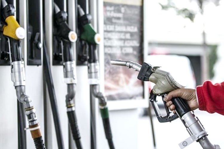 Petrol fiyatları düşüyor! 13 Kasım 2023 motorine indirim geliyor