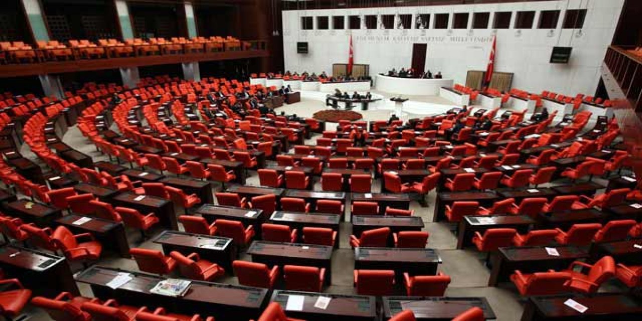 Ak Parti, Meclise 5 Yasa Teklifi GETİRDİ