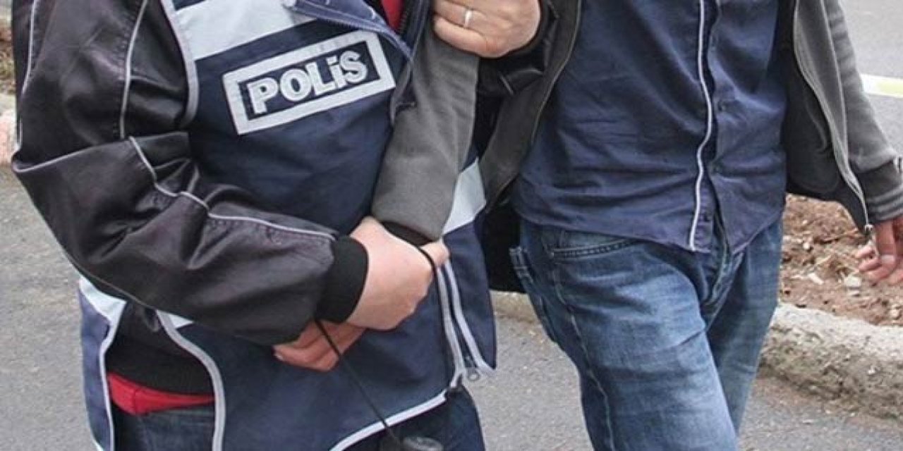 Cumhuriyet savcısı soruşturma başlattı: Edebiyat öğretmeni gözaltına alındı